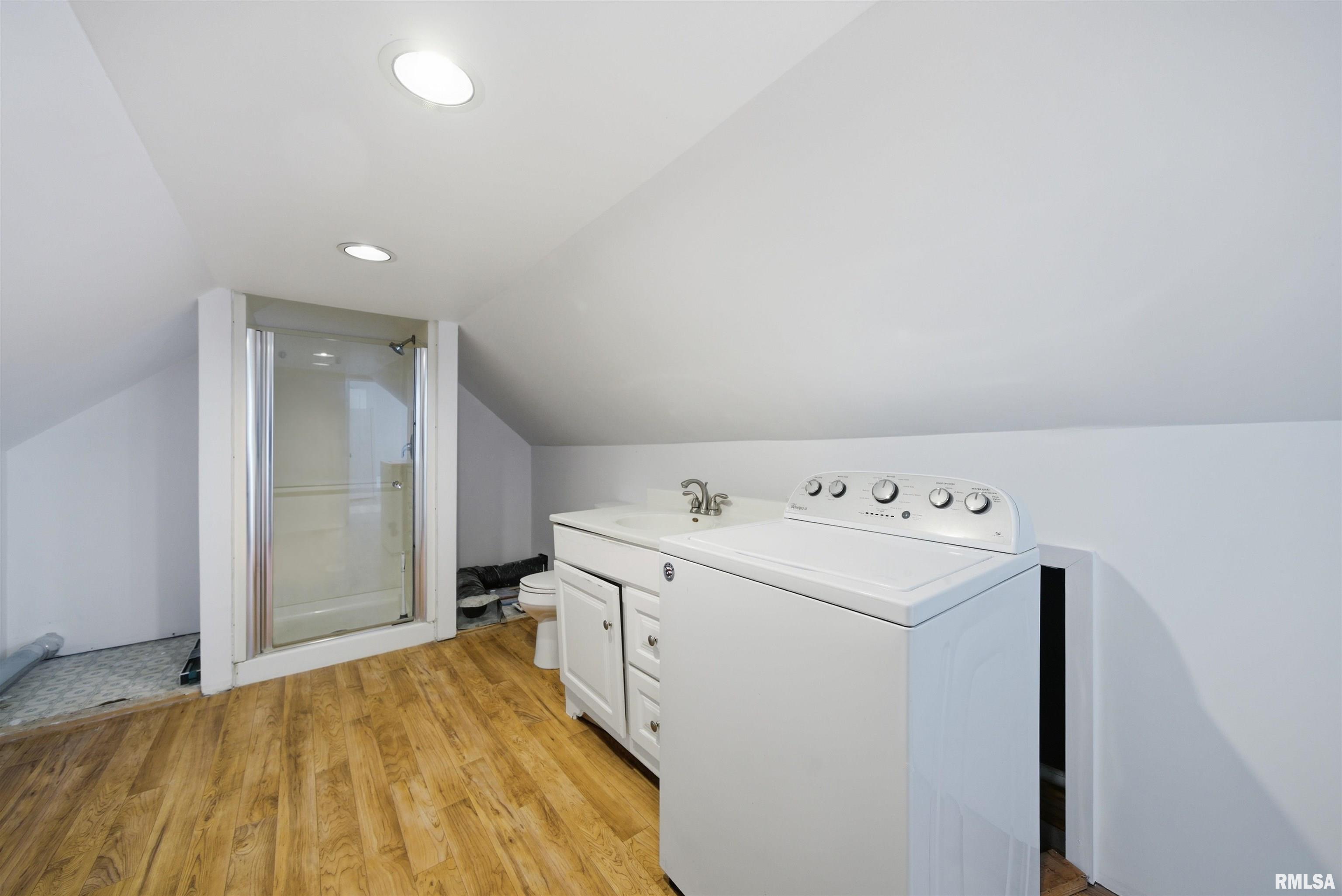 1427 North Sheridan Road Peoria, IL 61606 - Photo 30 of 32