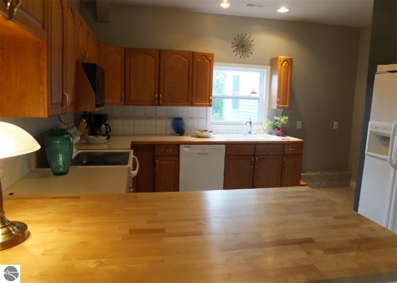 9655 Martin Road Honor, MI 49640 - Photo 33 of 64 1776936-32.JPG