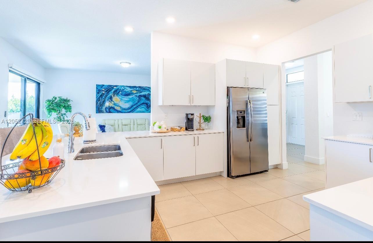 13218 Southwest 230th Street Miami, FL 33170 - Photo 9 of 28