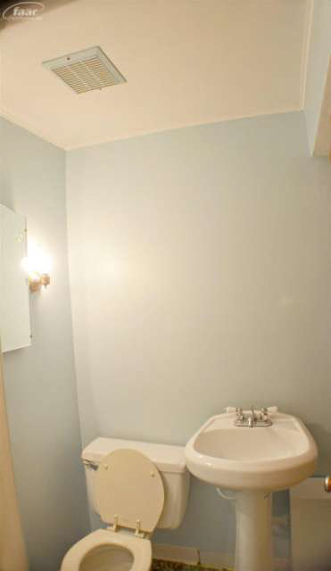 13404 North Linden Road Clio, MI 48420 - Photo 20 of 33 20402226-19.JPG