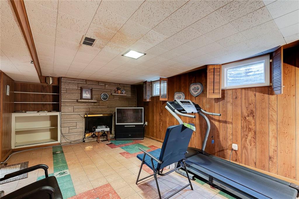 5129 Dickson Road Indianapolis, IN 46226 - Photo 22 of 36 Gallery Image 22