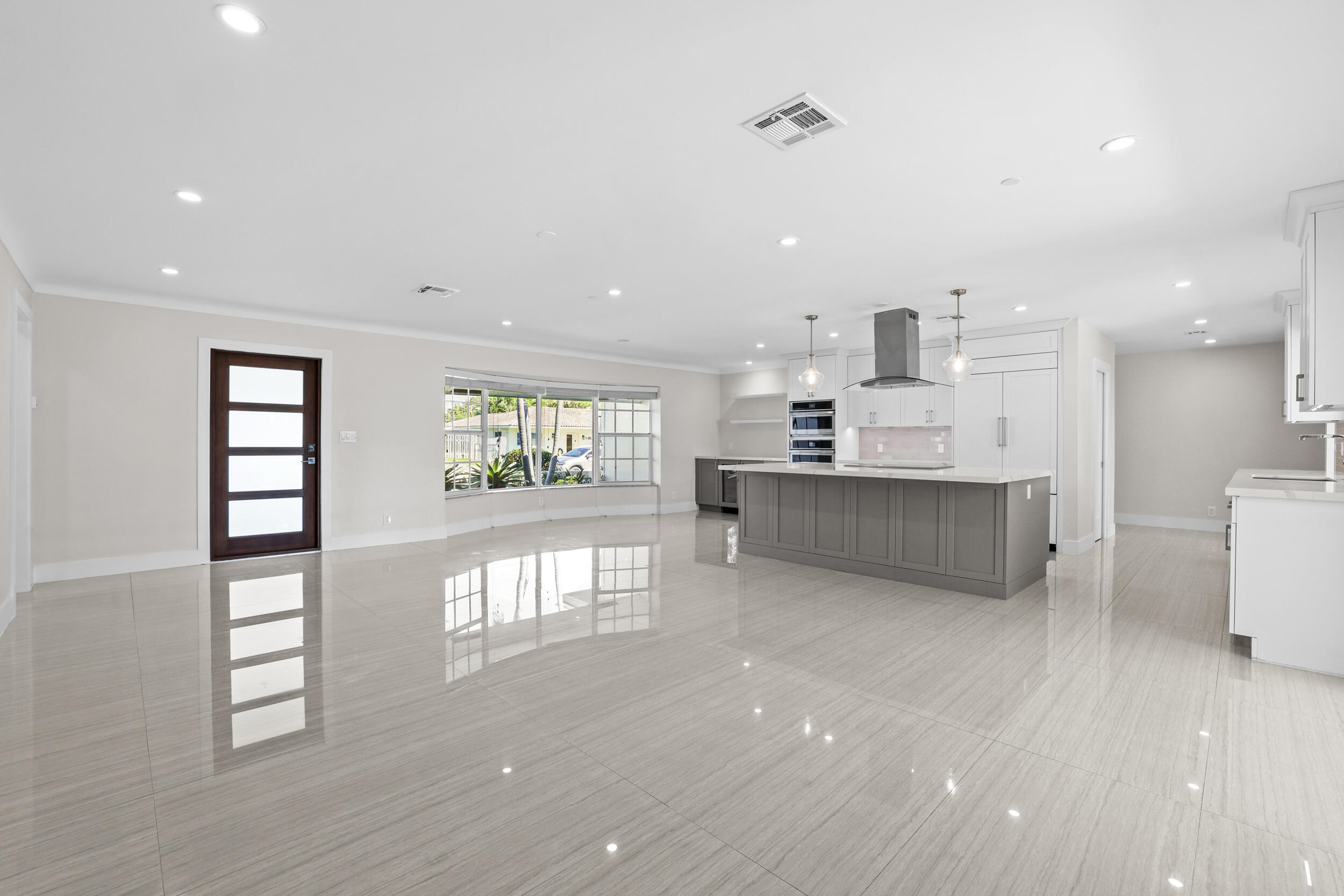 4240 Northeast 22nd Terrace Lighthouse Point, FL 33064 - Photo 5 of 54 5__62_2250