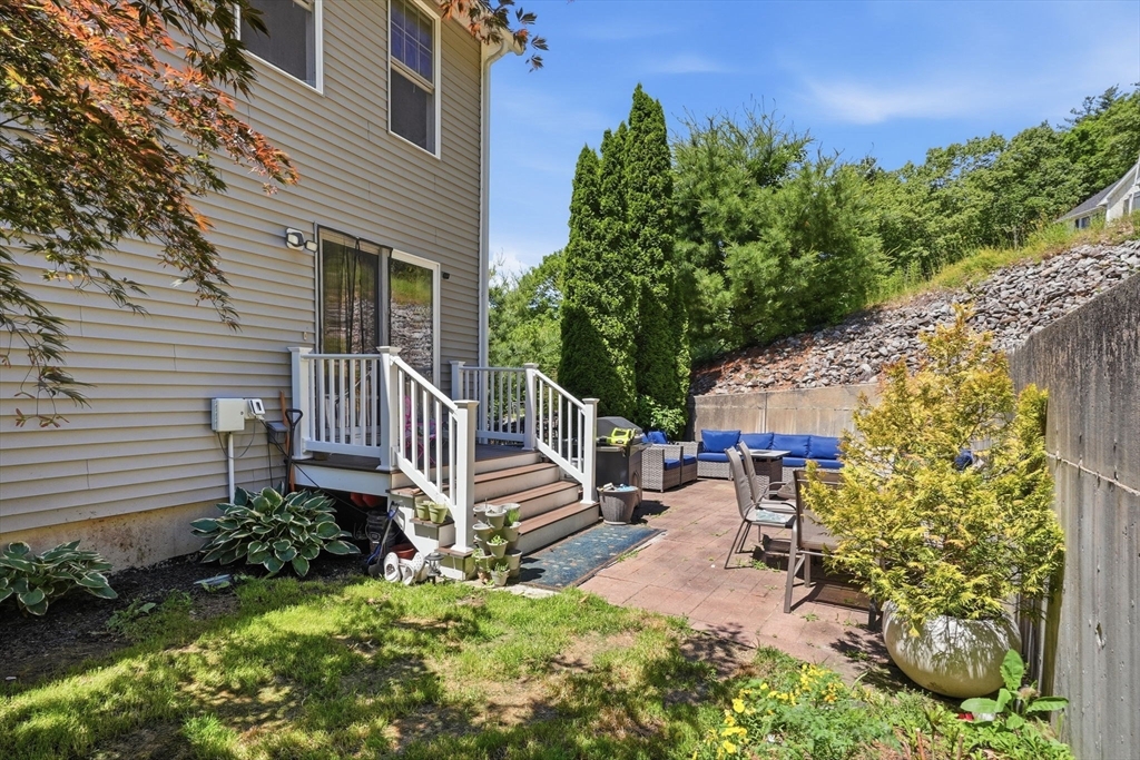 67 Hidden Road Dracut, MA 01826 - Photo 29 of 32
