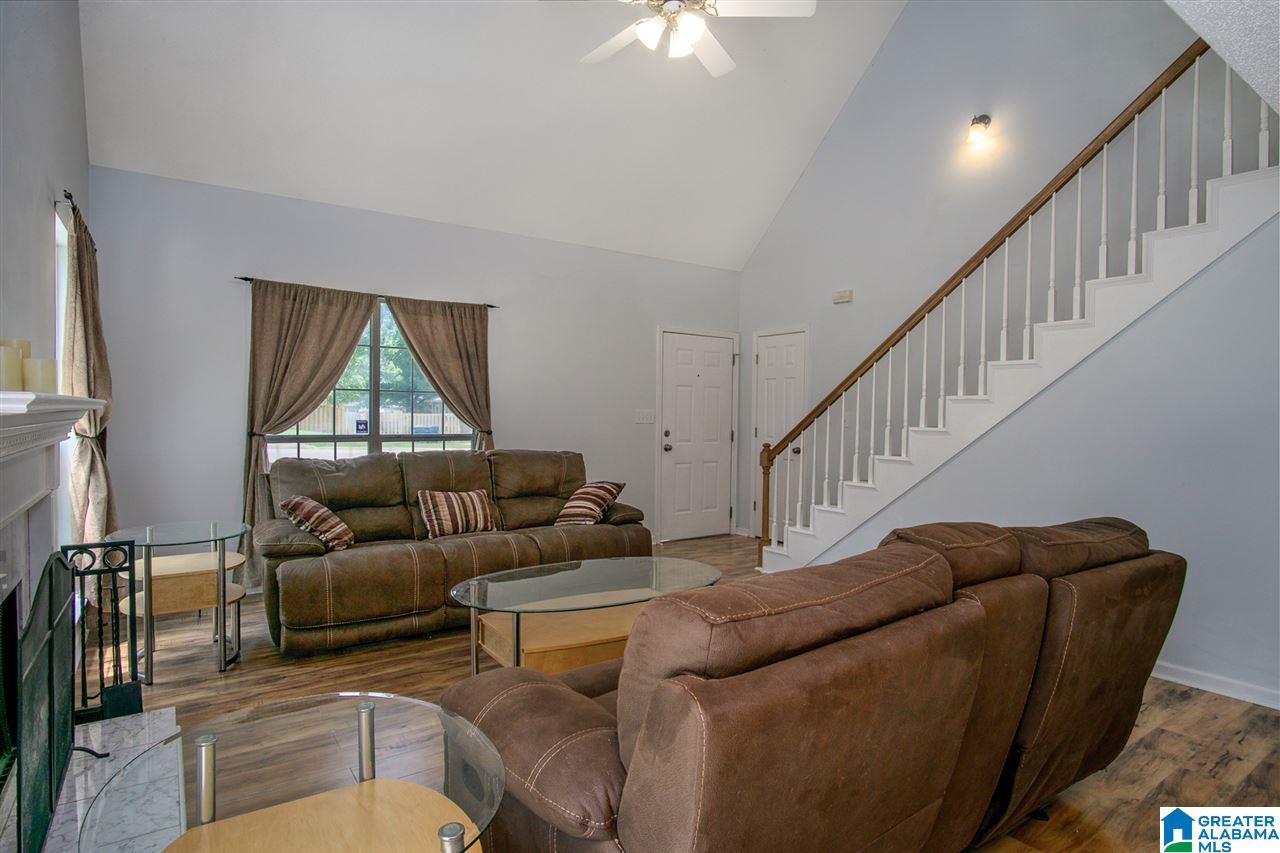 1175 King Arthur Court Alabaster, AL 35007 - Photo 4 of 28