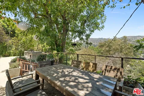 $3,995,000 | 2700 Glendower Avenue, Los Angeles, CA 90027