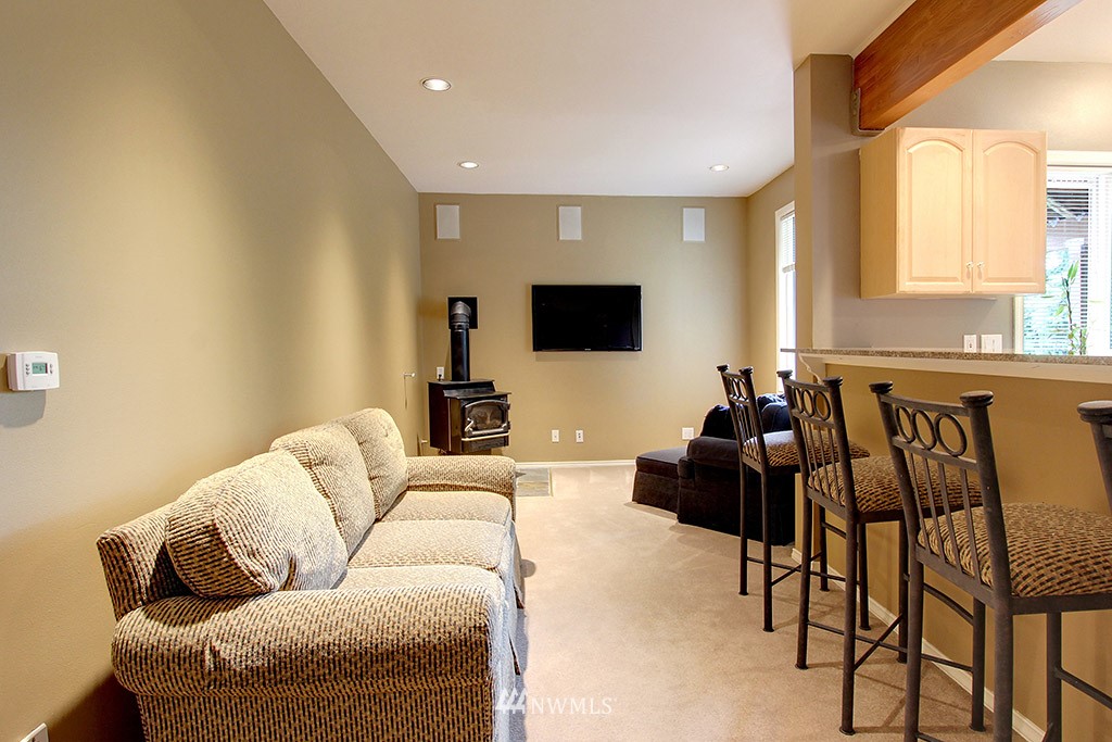 15525 101st Place Northeast Bothell, WA 98011 - Photo 11 of 15 Gallery Image 11