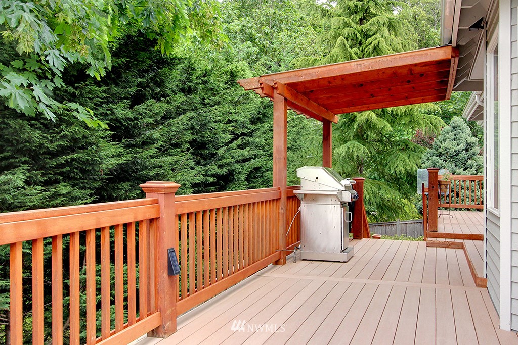 15525 101st Place Northeast Bothell, WA 98011 - Photo 14 of 15 Gallery Image 14