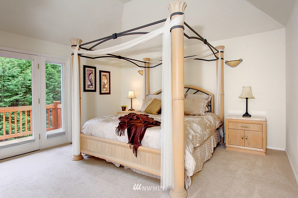 15525 101st Place Northeast Bothell, WA 98011 - Photo 8 of 15 Gallery Image 8