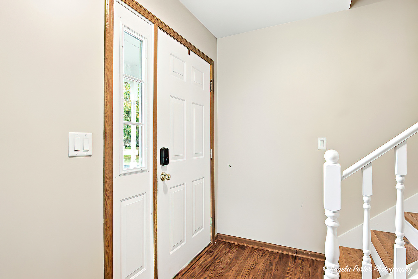 1530 Hickory Road Woodstock, IL 60098 - Photo 3 of 18 Gallery Image 3
