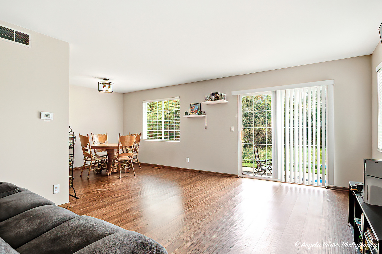 1530 Hickory Road Woodstock, IL 60098 - Photo 5 of 18 Gallery Image 5