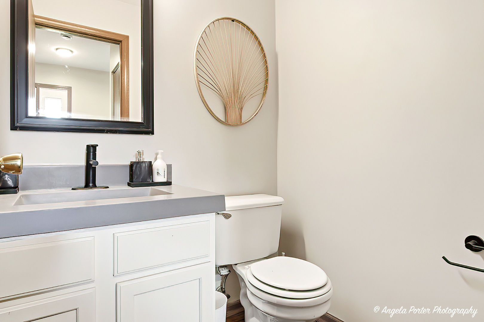 1530 Hickory Road Woodstock, IL 60098 - Photo 10 of 18 Gallery Image 10