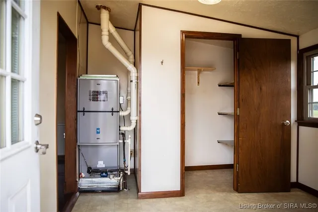 $219,900 | 8091 East New Philadelphia Road, Salem, IN 47167