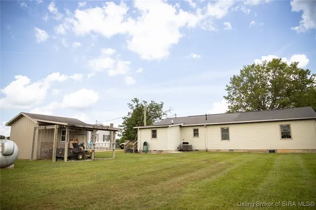 $219,900 | 8091 East New Philadelphia Road, Salem, IN 47167