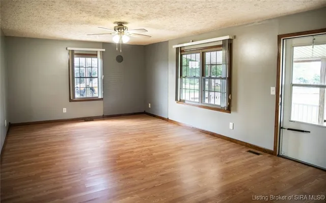 $219,900 | 8091 East New Philadelphia Road, Salem, IN 47167