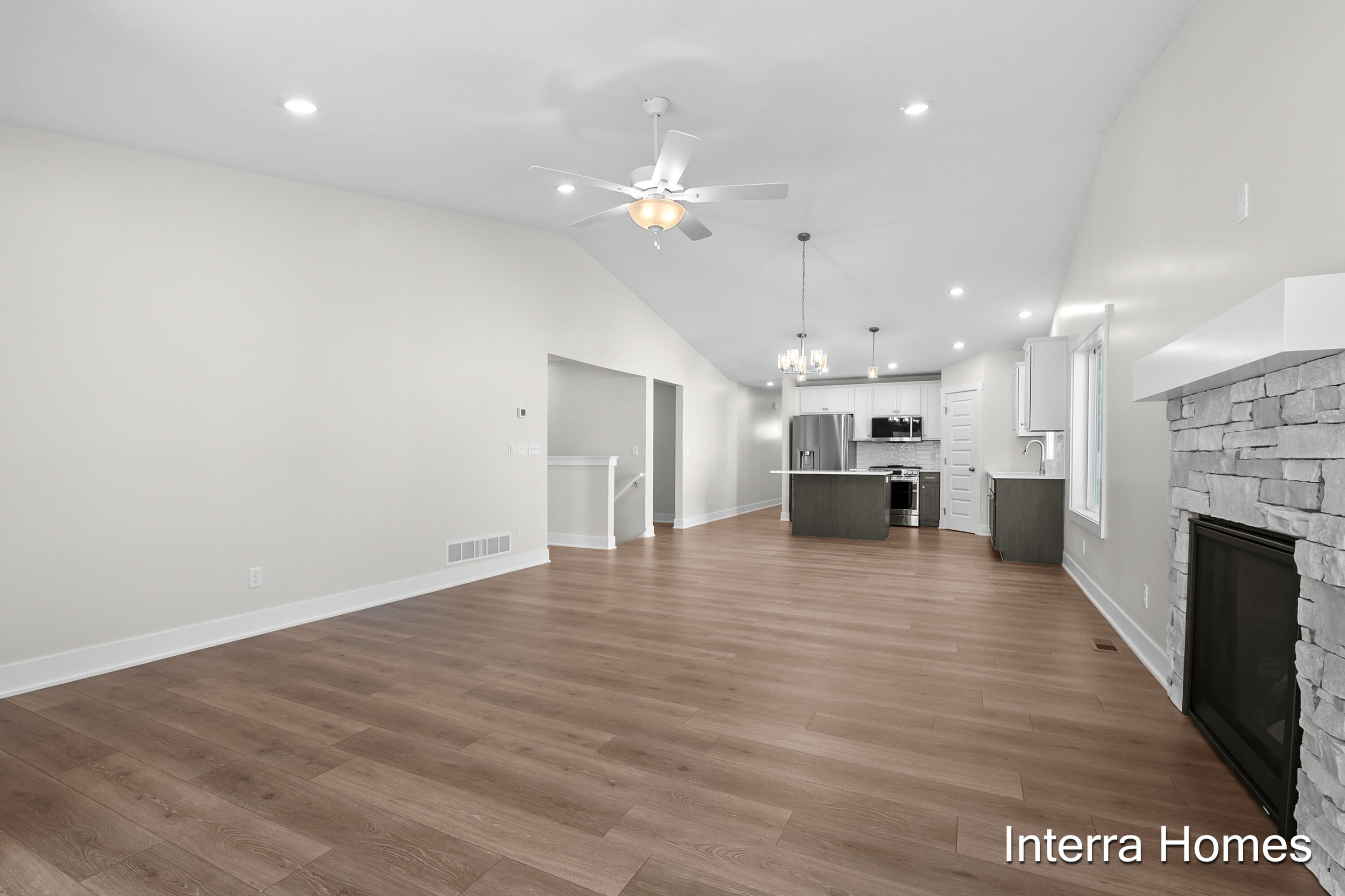 325 Round Hill Road Kalamazoo, MI 49009 - Photo 14 of 35 Round Hill Rd 325 Kalamazoo 49009-14