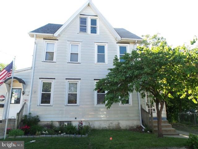 126 North Fairview Street Riverside, NJ 08075 - Photo 2 of 19