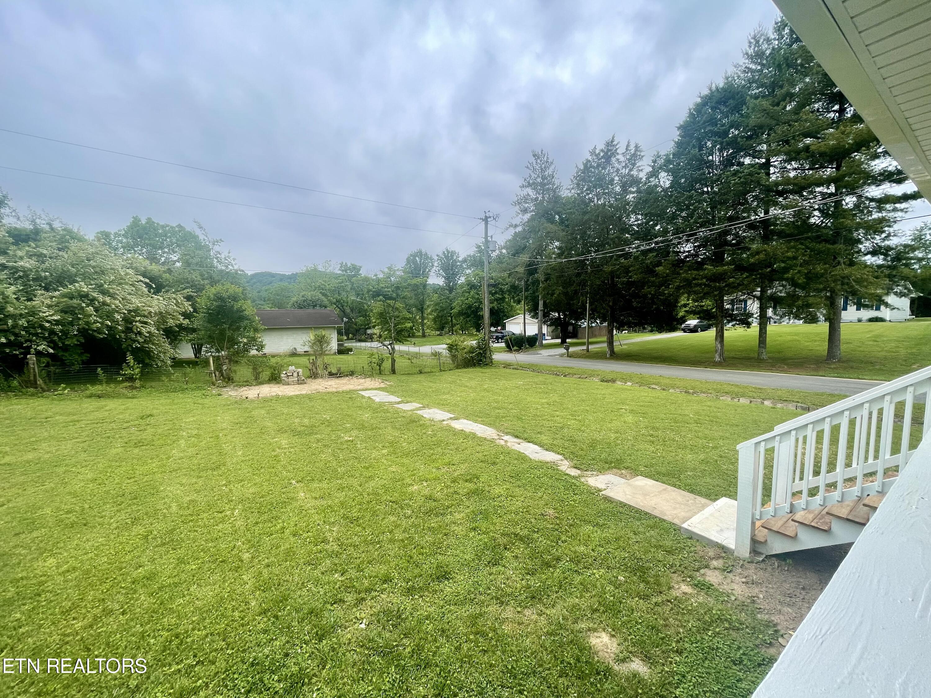 809 Reynolds Avenue Clinton, TN 37716 - Photo 33 of 36 IMG_1666