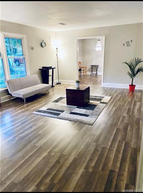 8901 Robinson Church Road Charlotte, NC 28215 - Photo 13 of 17 Gallery Image 13