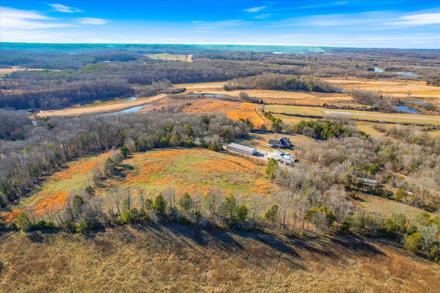 3160 Tom Holt Road Clifton, TN 38425 - Photo 45 of 53 a view of an ocean and beach