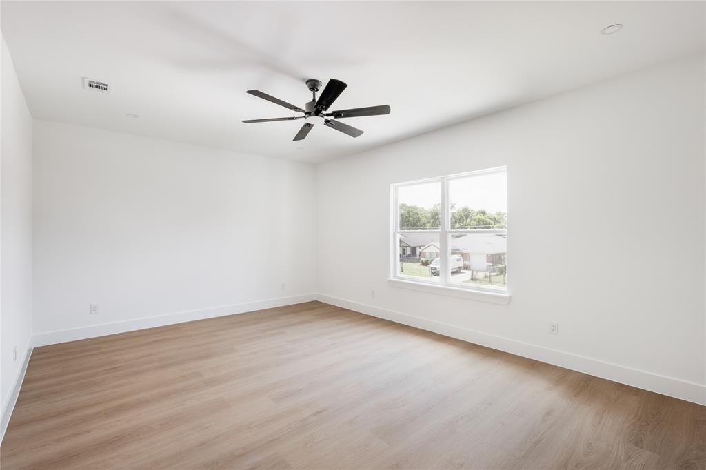 4046 Baker Avenue Dallas, TX 75212 - Photo 14 of 23