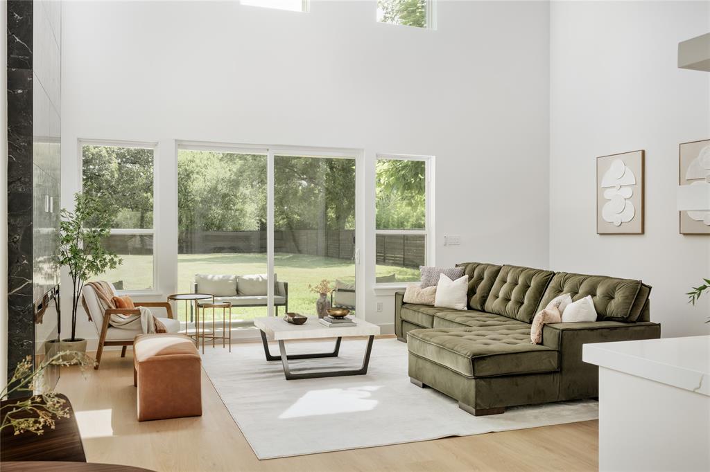 4046 Baker Avenue Dallas, TX 75212 - Photo 5 of 23