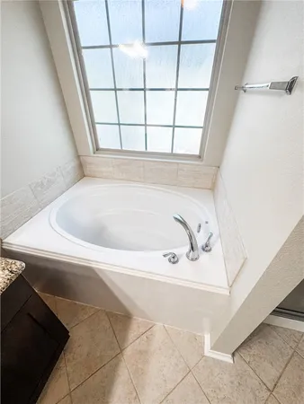 $1,950 | 5289 Sagewood Drive, College Station, TX 77845