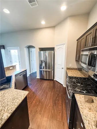 $1,950 | 5289 Sagewood Drive, College Station, TX 77845
