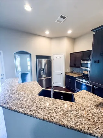 $1,950 | 5289 Sagewood Drive, College Station, TX 77845