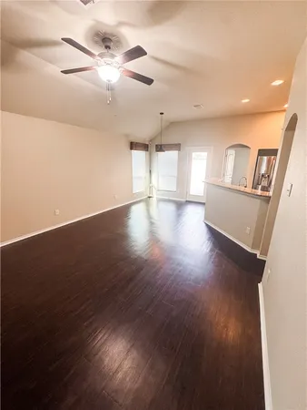 $1,950 | 5289 Sagewood Drive, College Station, TX 77845
