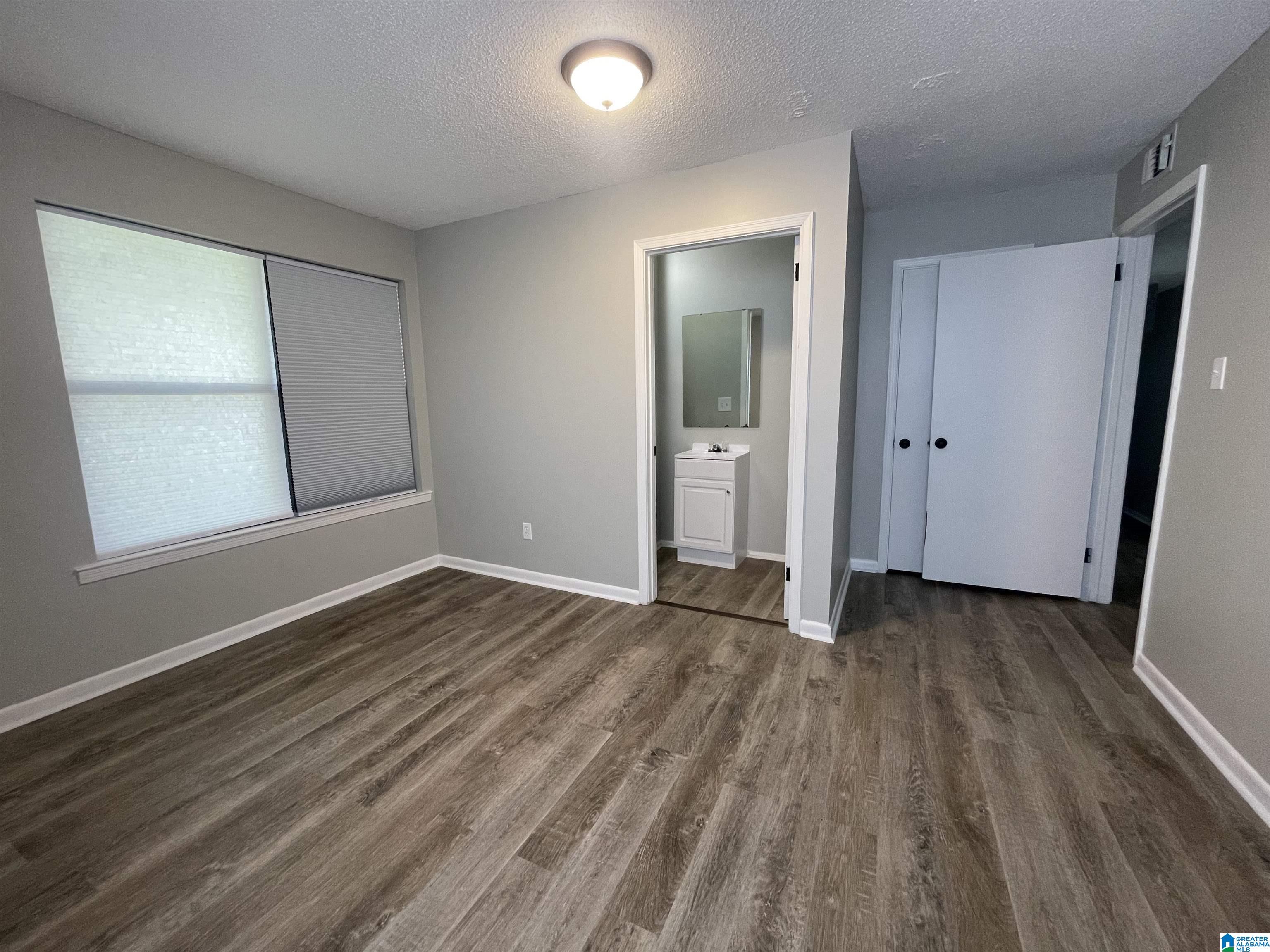 300 1st Street Clanton, AL 35045 - Photo 6 of 18