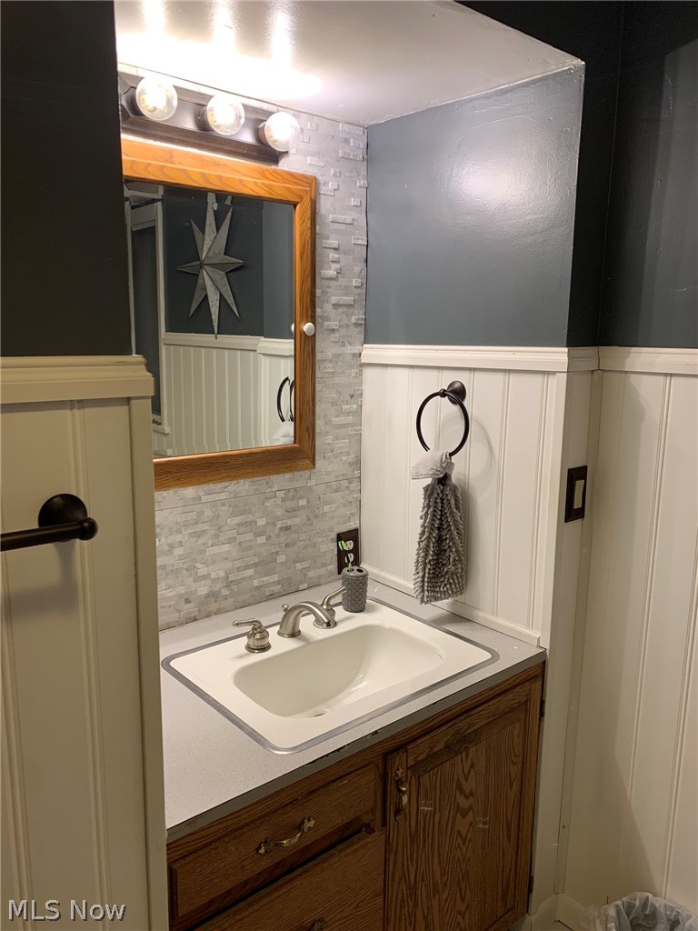 6709 Riverside Road Southeast Uhrichsville, OH 44683 - Photo 10 of 10 Gallery Image 10