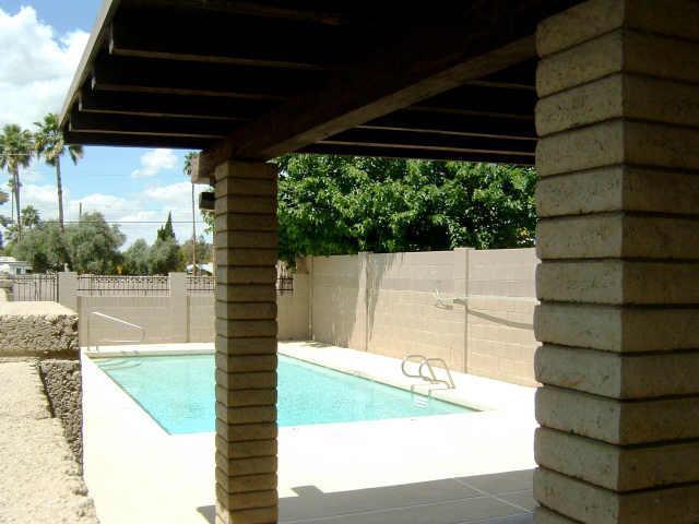 4221 East Almeria Road, Unit 11 Phoenix, AZ 85008 - Photo 6 of 6 Community Pool