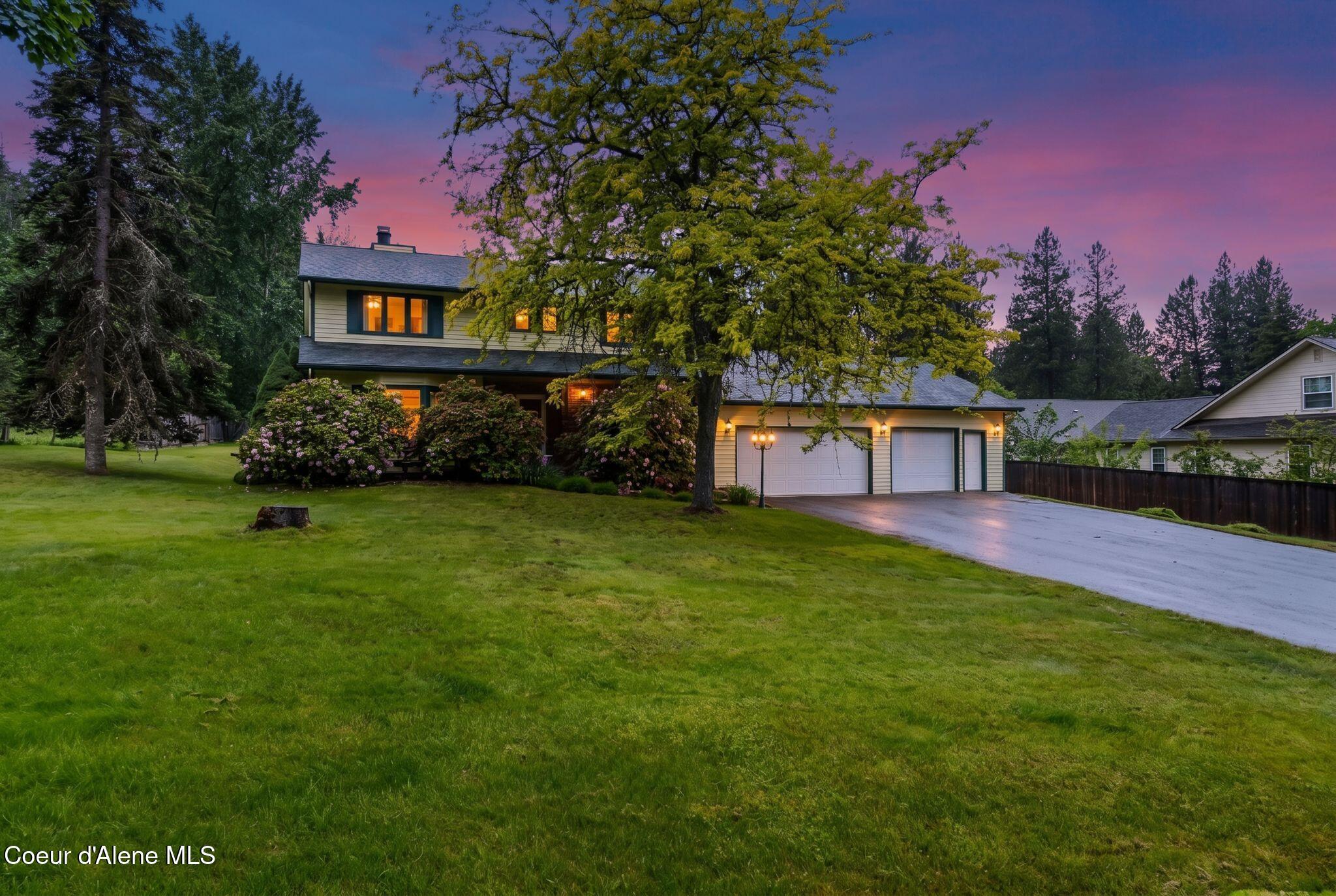 290 Syringa Heights Road Sandpoint, ID 83864 - Photo 1 of 65 1_KFM02061 twilight