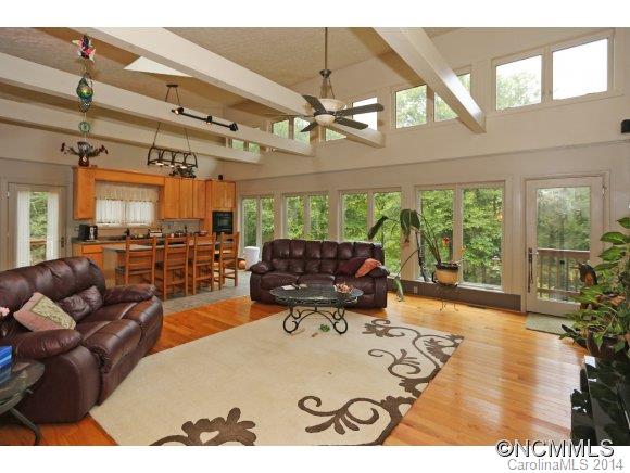 601 Jess Cove Road Clyde, NC 28721 - Photo 5 of 23