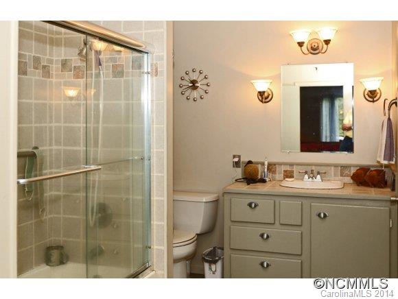 601 Jess Cove Road Clyde, NC 28721 - Photo 9 of 23