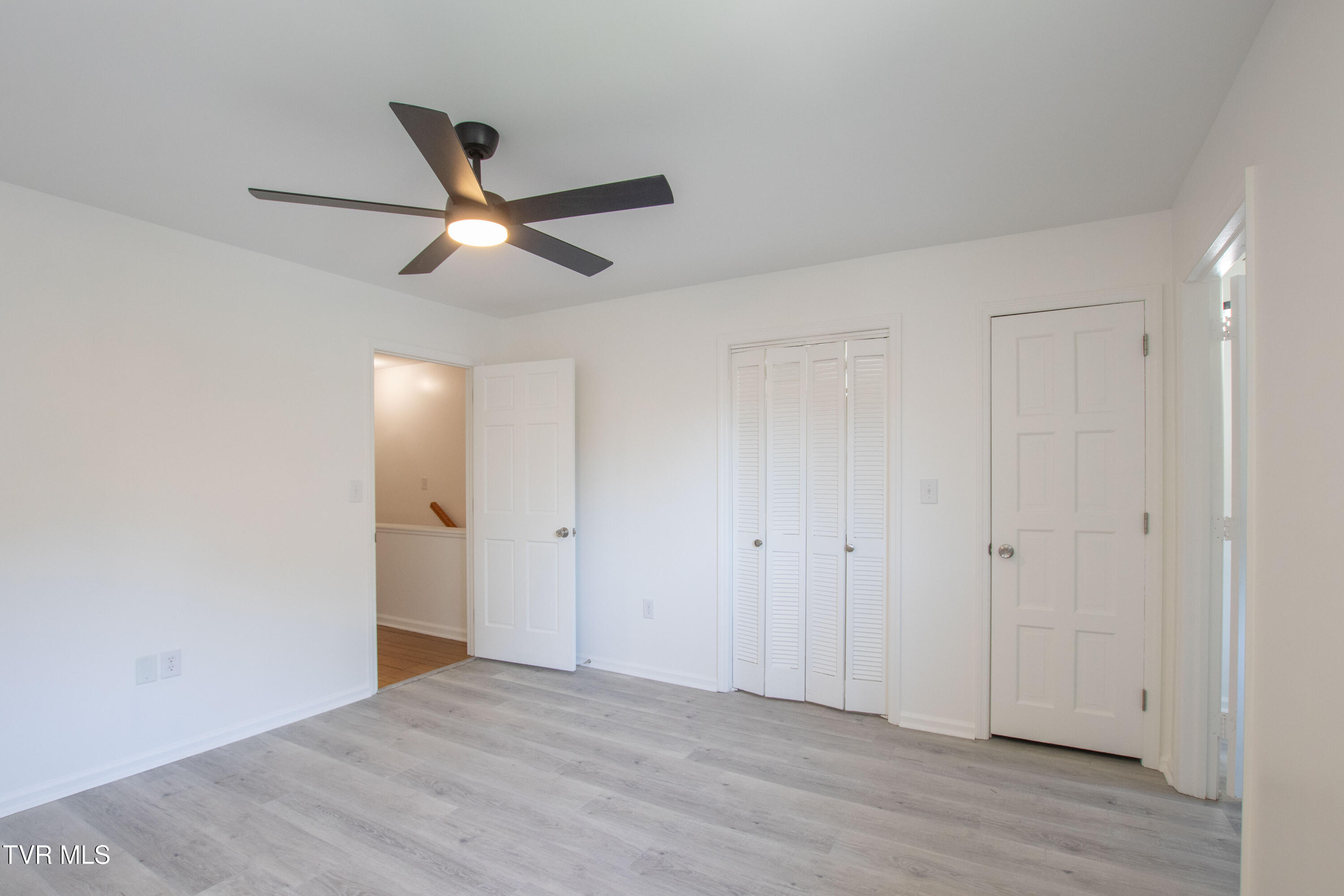 108 Melody Lane, Unit 1 Bristol, TN 37620 - Photo 33 of 38 D-1 Bedroom 2