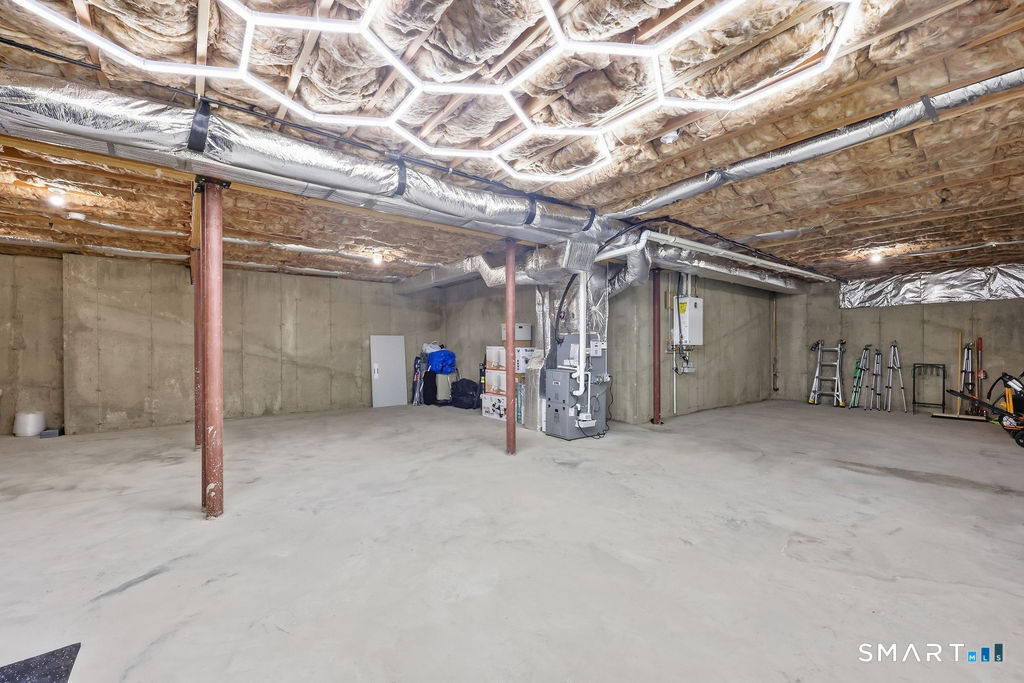 21 Wolf Hill Road Coventry, CT 06238 - Photo 36 of 40 Gallery Image 36