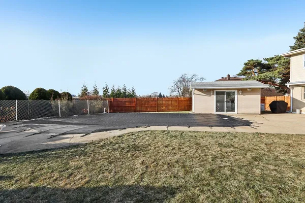 $800,000 | 2019 East Avon Lane, Arlington Heights, IL 60004