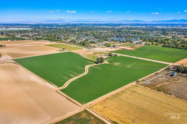 $3,499,900 | 4202 Farmway Road, Caldwell, ID 83607