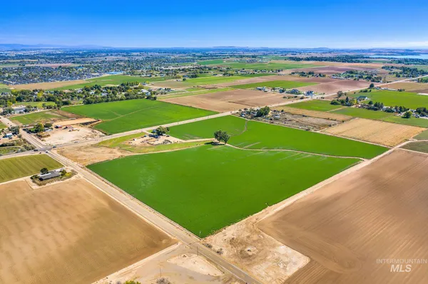 $3,499,900 | 4202 Farmway Road, Caldwell, ID 83607