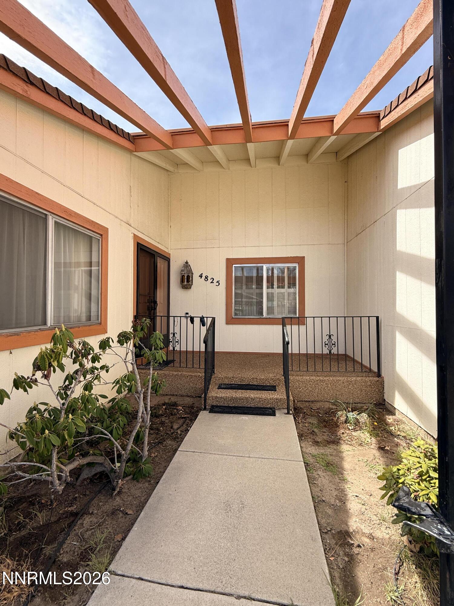 4825 Cool Springs Drive Reno, NV 89509 - Photo 4 of 40 CAD63B4A-0779-4C23-B7C6-DAF6B00BC8C1