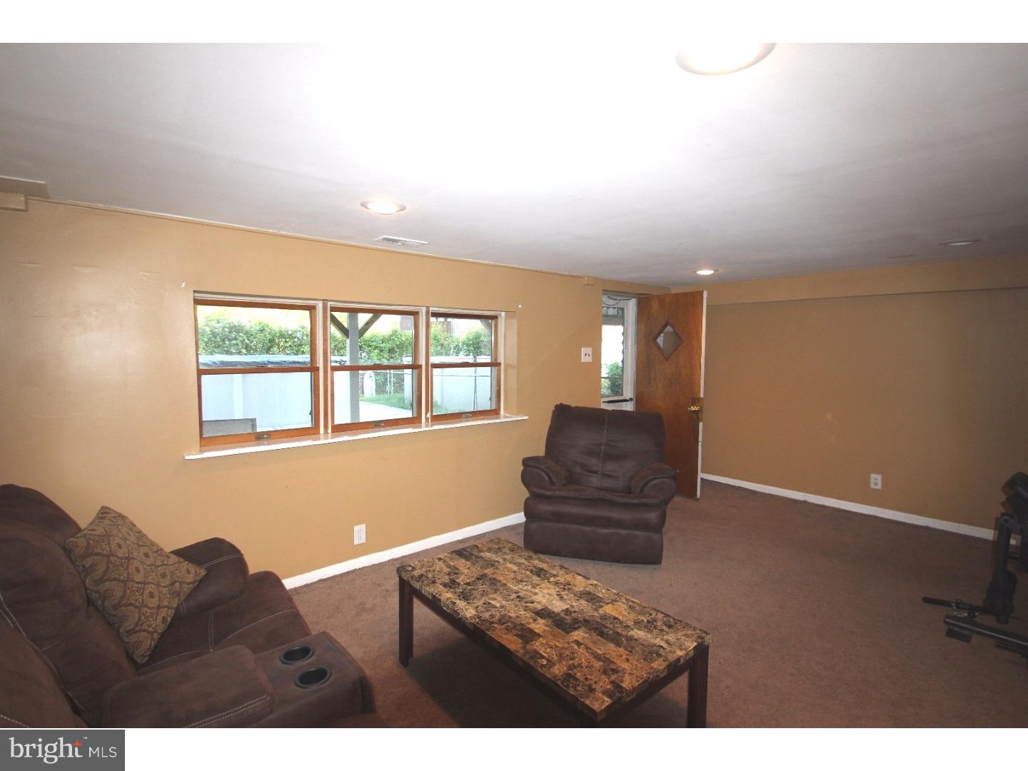 3209 Gurley Road Philadelphia, PA 19154 - Photo 15 of 25
