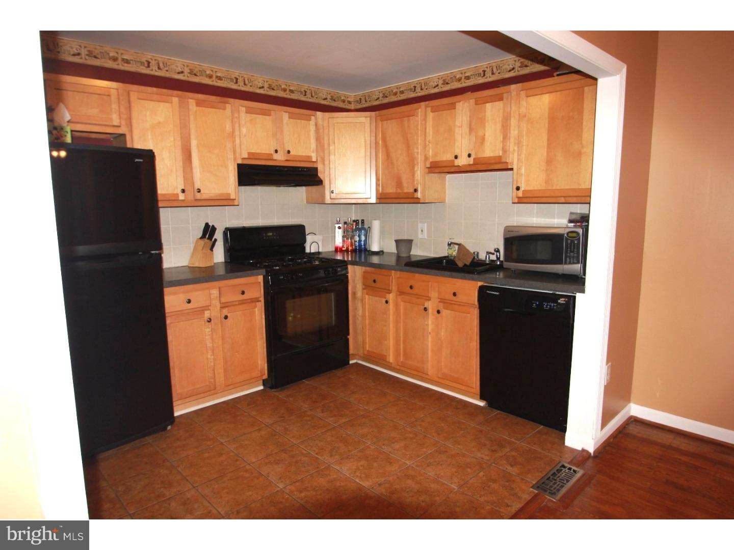 3209 Gurley Road Philadelphia, PA 19154 - Photo 7 of 25