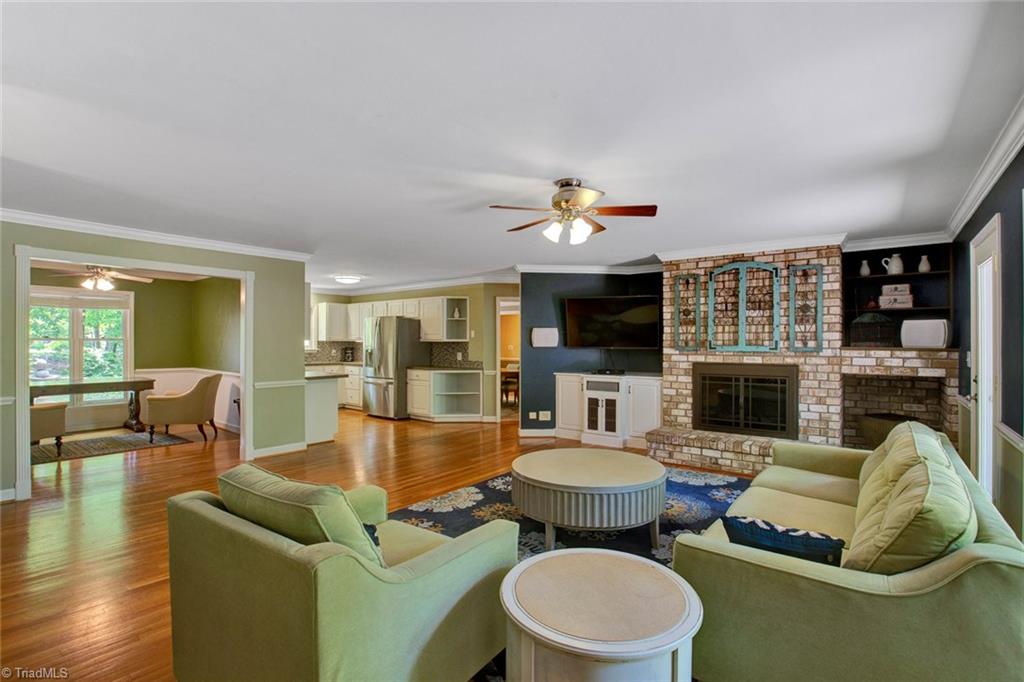 3608 Hunting Ridge Drive High Point, NC 27265 - Photo 11 of 30 Gallery Image 11