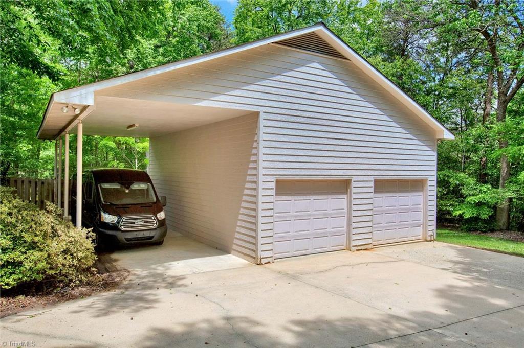 3608 Hunting Ridge Drive High Point, NC 27265 - Photo 27 of 30 Gallery Image 27