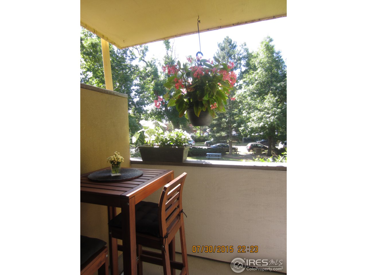 2711 Mapleton Avenue, Unit 1 Boulder, CO 80304 - Photo 4 of 9 a dining room with furniture and window