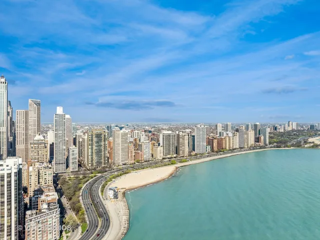 a picture of city view