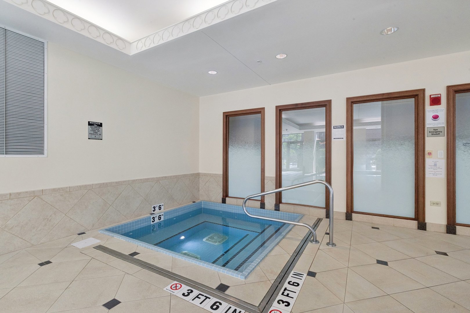 21 East Huron Street, Unit 1806 Chicago, IL 60611 - Photo 47 of 54