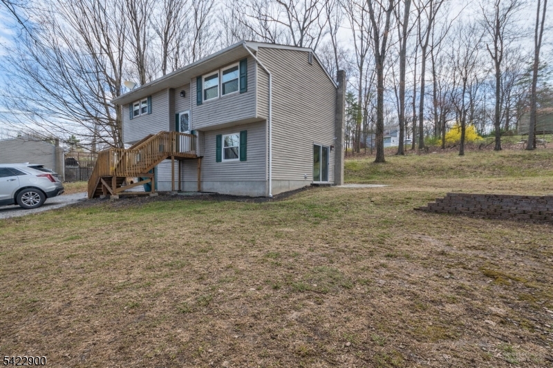 88 Wawayanda Road Vernon, NJ 07422 - Photo 2 of 18