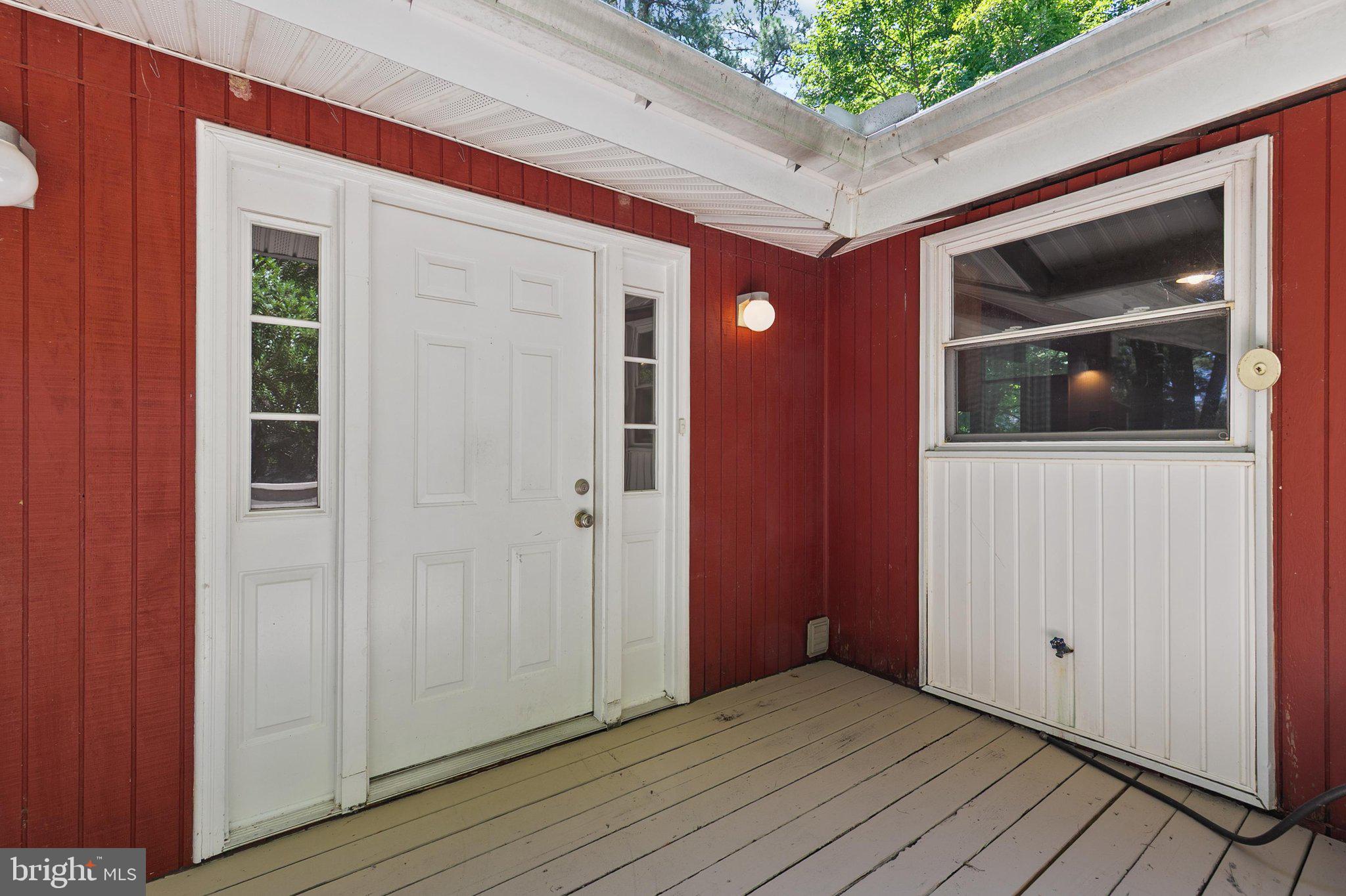 25 Seabreeze Road Ocean Pines, MD 21811 - Photo 5 of 56 Side Door Entry